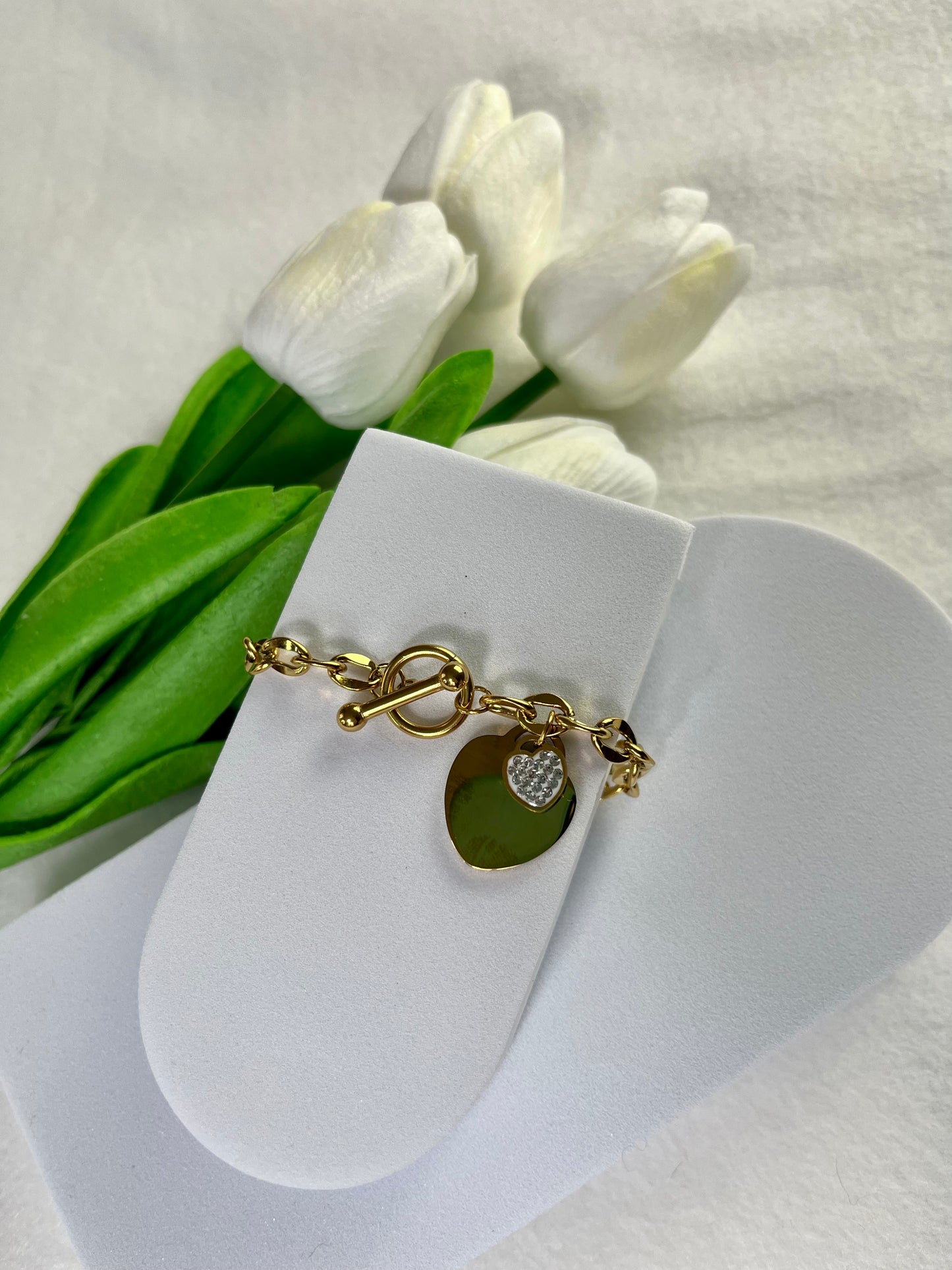 Bracelet en acier inoxydable avec pendentifs coeur