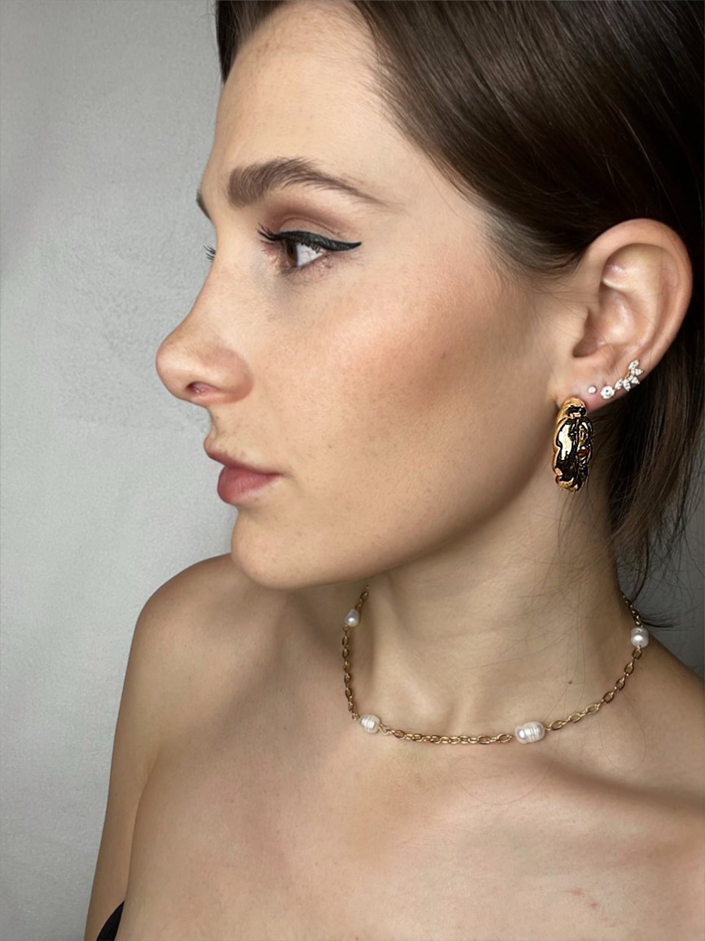 Collier en chaine avec perles