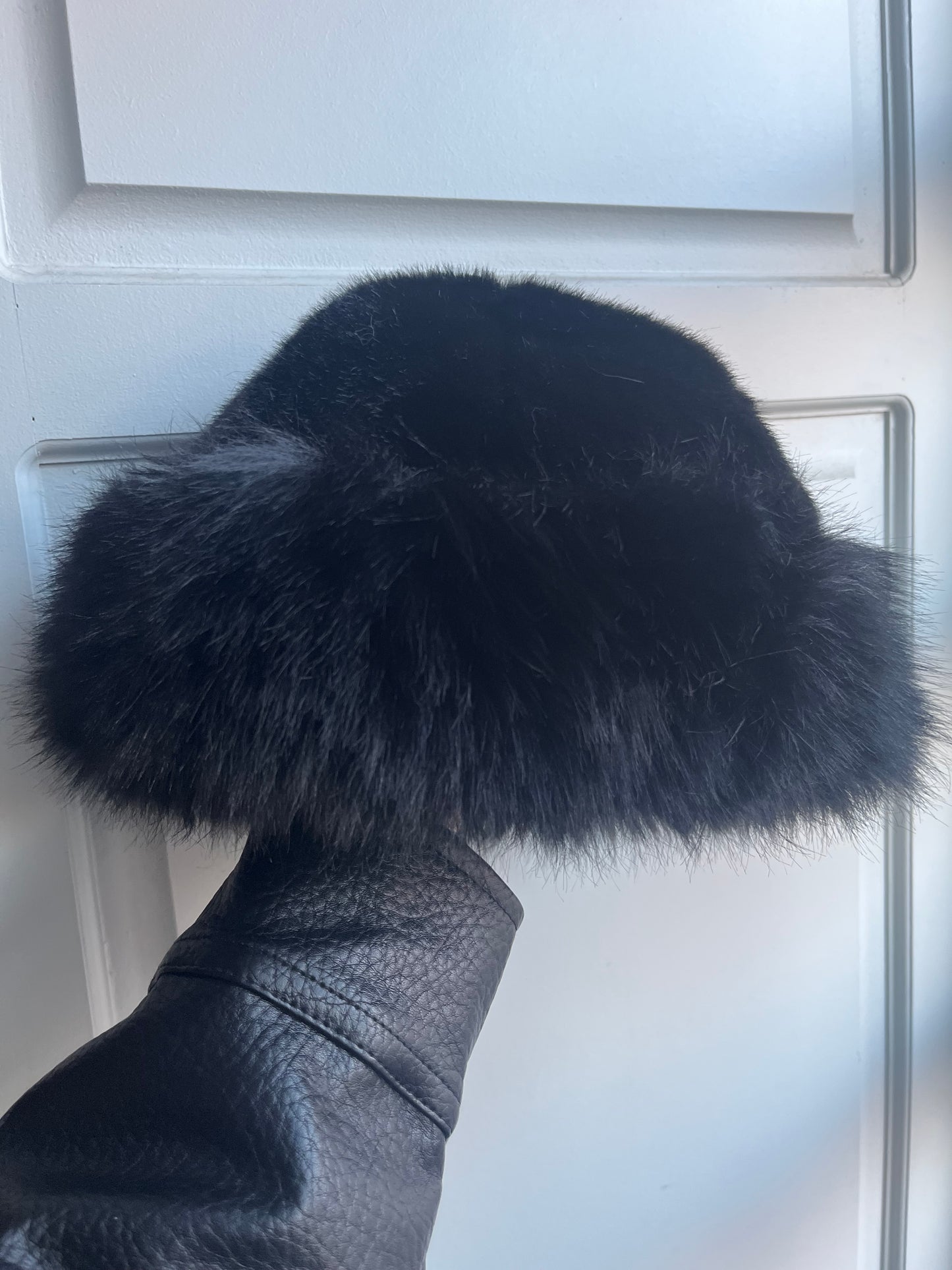 Bonnet en fausse fourrure